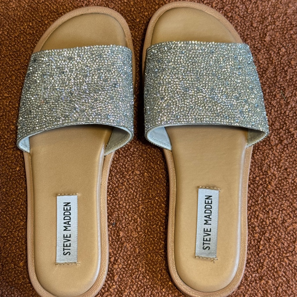 Steve Madden | Sienna Rhinestone Slide Sandal | Size 6 - Picture 5 of 8